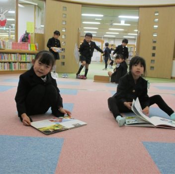 📚年長組📚図書館見学